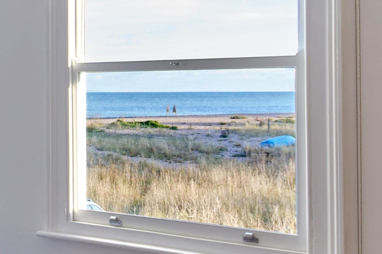 A Cool Coastal Retreat On Kingsdown Beach - The White House Villa Deal Kültér fotó